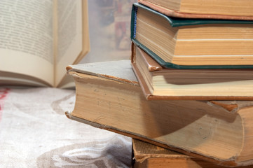 张怡宁和邓亚萍谁更厉害？