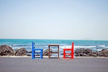 乒乓球正手平击发球的要点是什么？