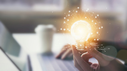 乒乓球拍（横拍）反手长胶的打法