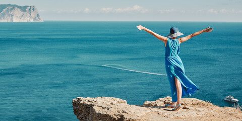 张怡宁和邓亚萍谁更厉害？