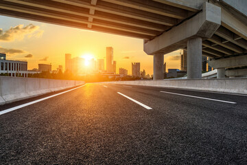 形容乒乓球运动员风采的词语